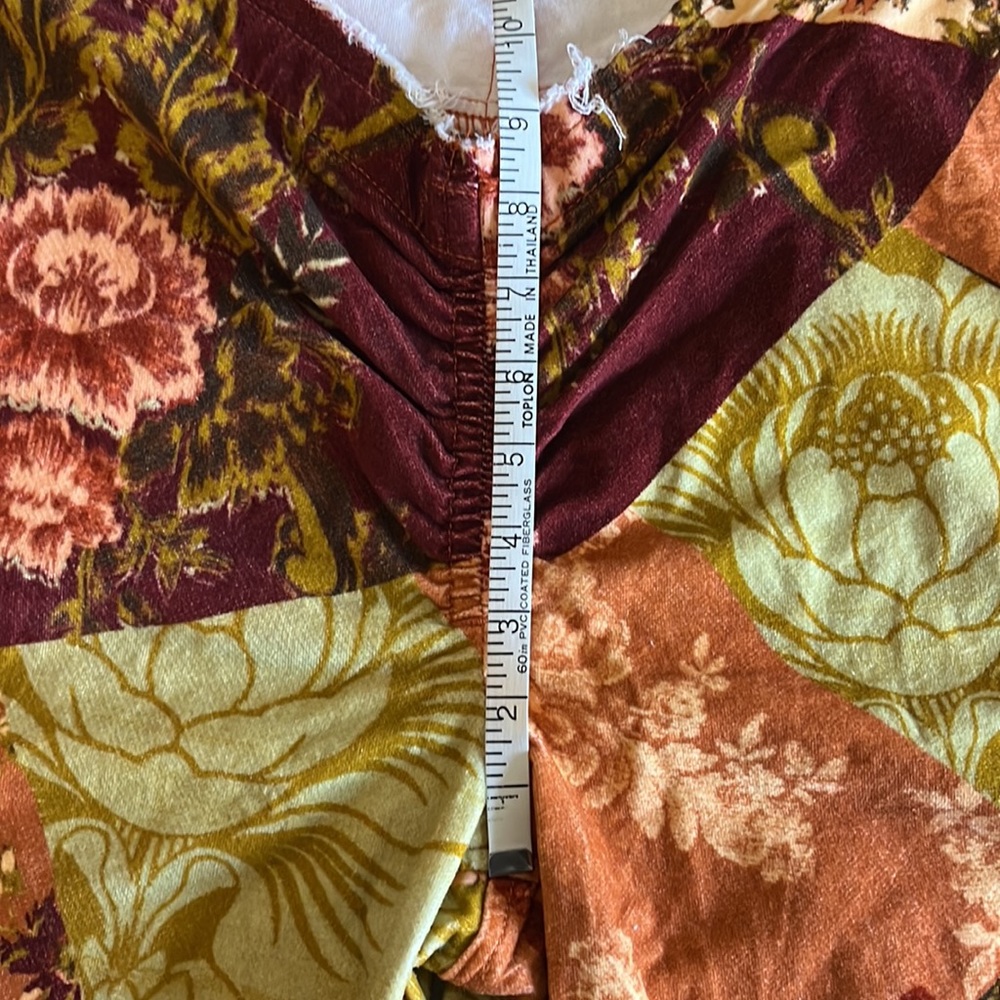 Urban Outfitters UO Velvet Ruched V-Front Pant 32 Floral Bell Bottom Low Rise - Picture 12 of 16